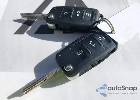 2013 Volkswagen Tiguan S z USA, uszkodzony, nr VIN WVGAV3AX5DW594893